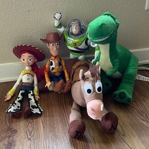Nearly new Disney Pixar Toy Story Collection plush toys (set).